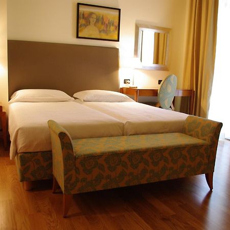 Dependance Lipa Hotel Basovizza Exterior photo
